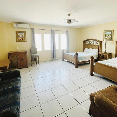 Hotel Carnaval La Ceiba Extérieur photo