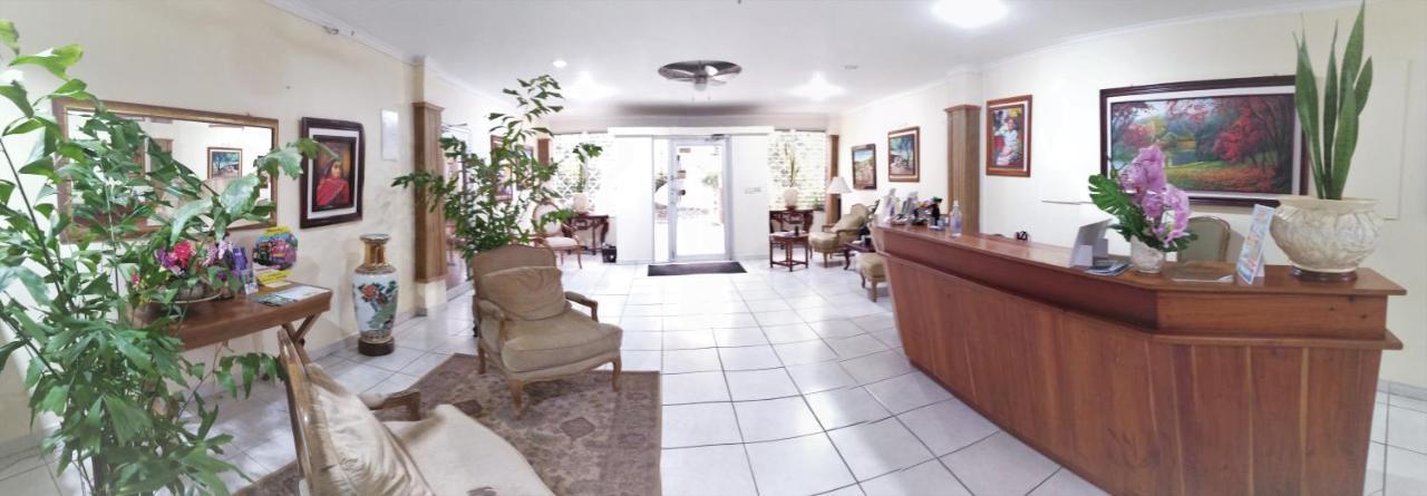Hotel Carnaval La Ceiba Extérieur photo