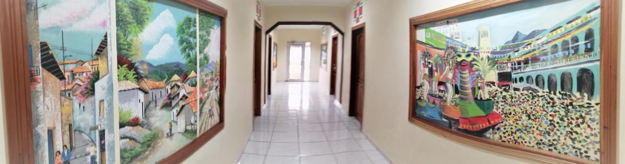 Hotel Carnaval La Ceiba Extérieur photo